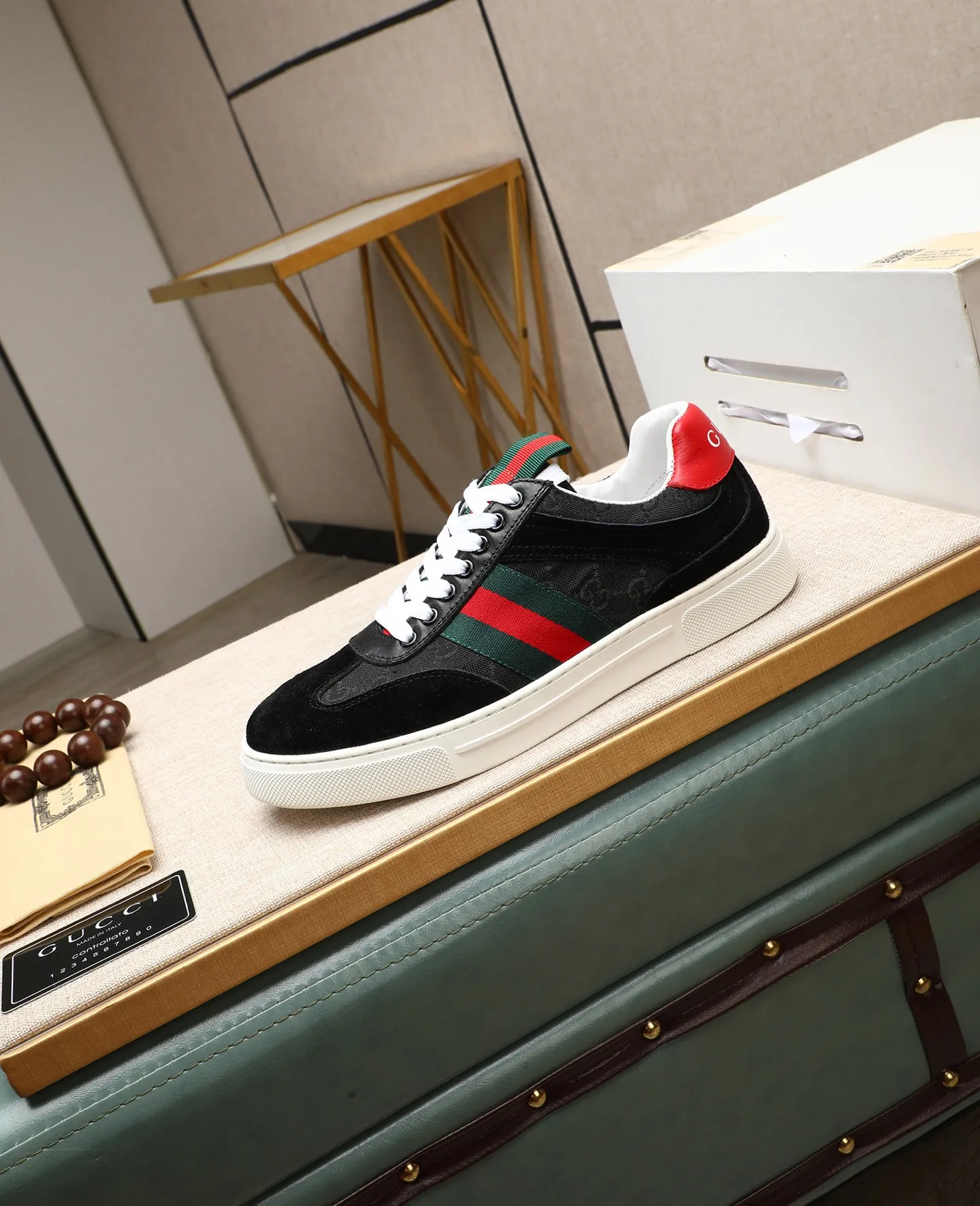 Men's men's shoes 💰440 GUCCI🔍🔍The latest model is on sale at the same time at the counter. Original calfskin imported from Italy, genuine leather lining, (high-end, noble, and classy) with exquisite workmanship. Sole: Original sole provided by the original factory, ⚠Exclusive double-layer movable molded sole super comfortable⚠, real shot 🎬The real thing is better🔍🔍"High quality·Follow the order" Code number 38-44